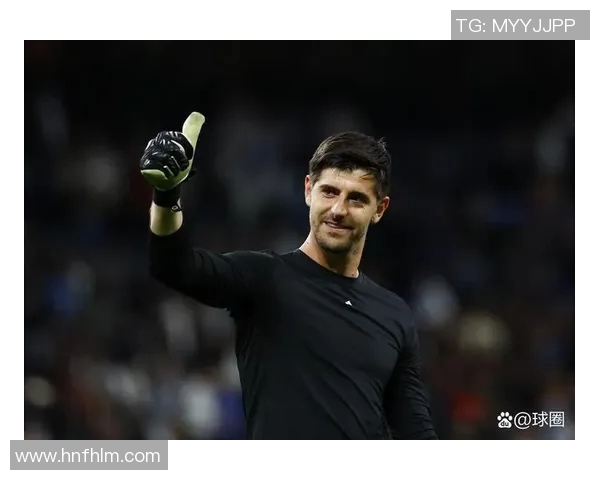 库尔图瓦在球场上的传奇表现与未来展望解析